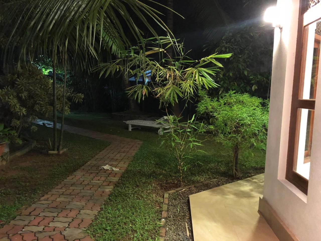 Helianto Social Villa Bentota Ngoại thất bức ảnh